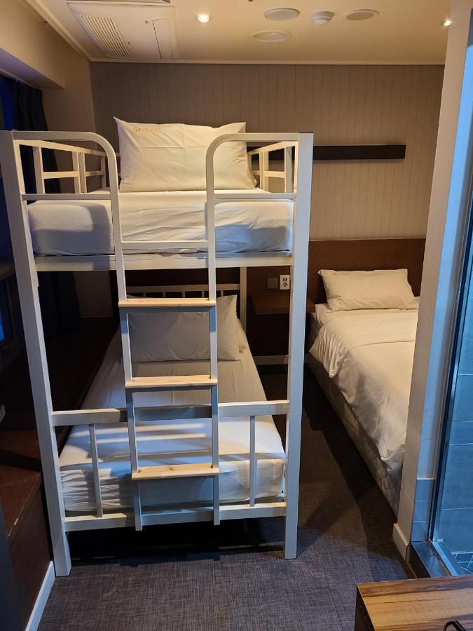 Calistar Hotel Seoul Exterior photo